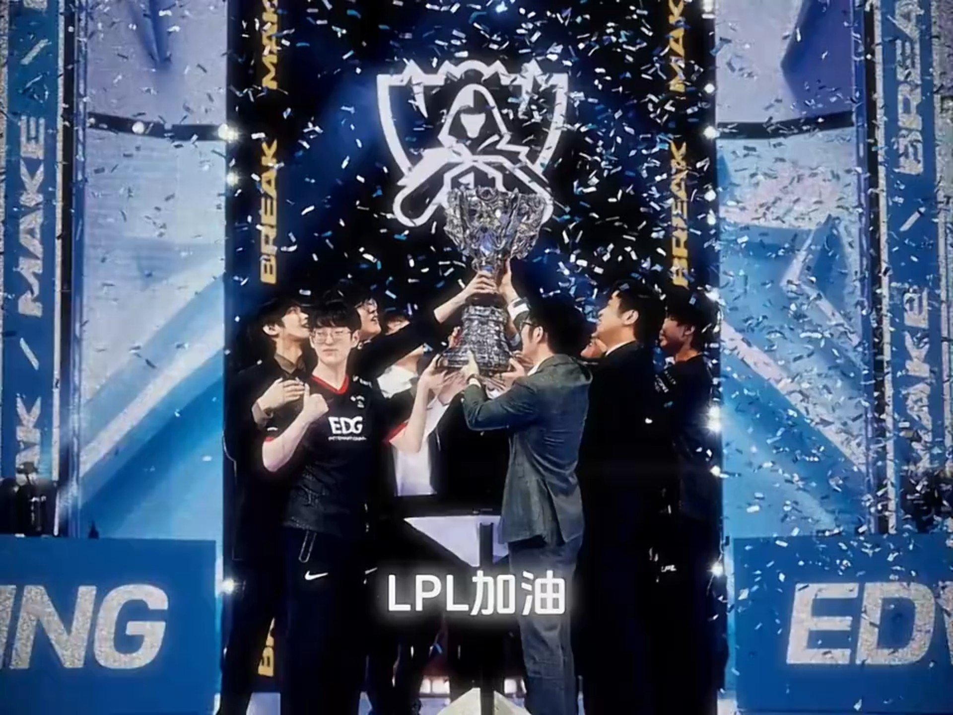 九游-Faker爆冷击败中国队，赛况扑朔迷离引爆全场！的简单介绍