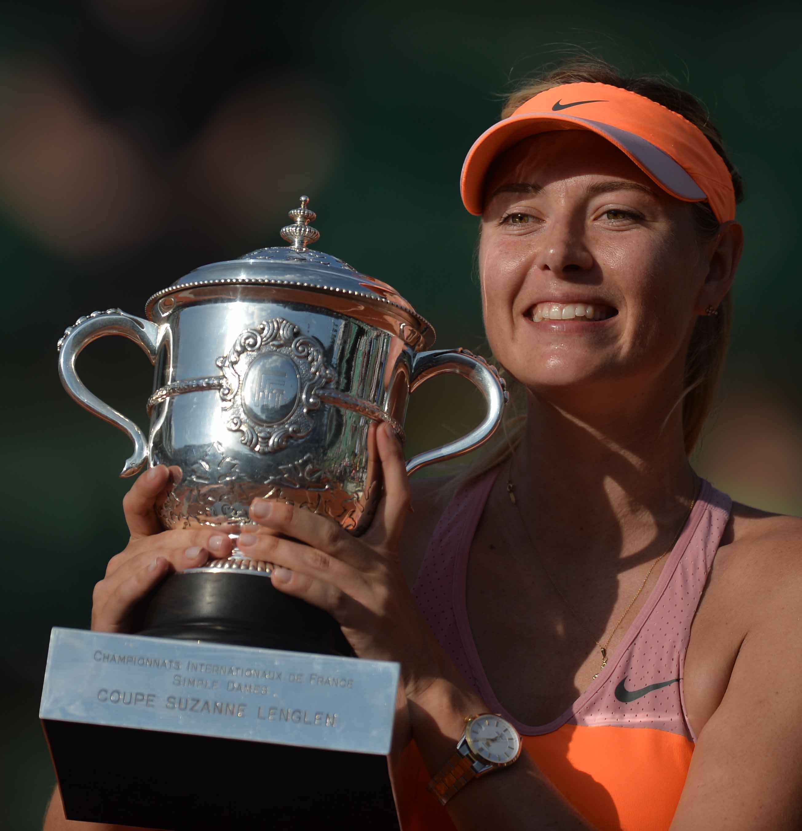 九游体育-莎拉波娃回归赛场，回归赛场首场状态亮眼，切尔西观众沸腾！的简单介绍